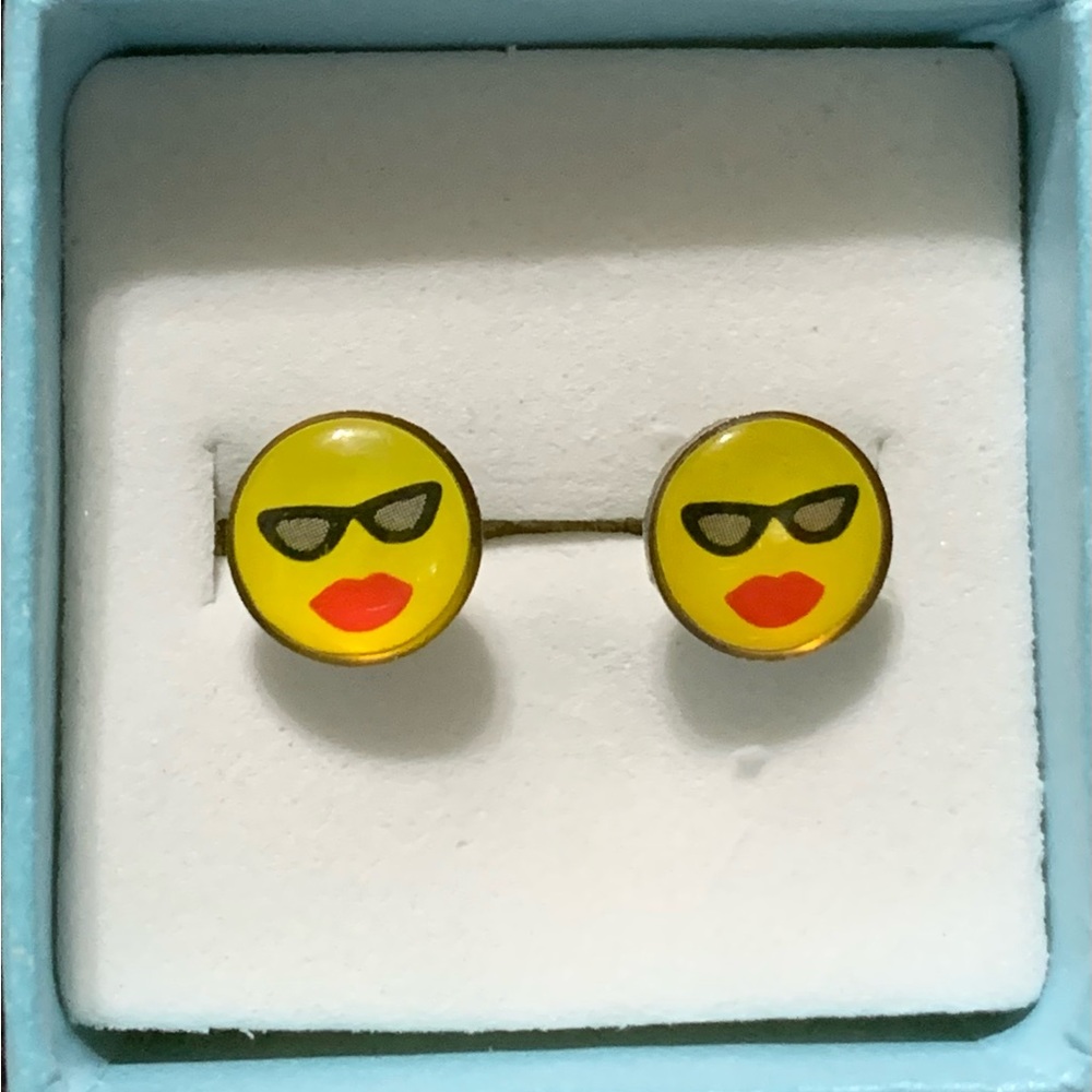 “Miss Thang” emoji stud earrings